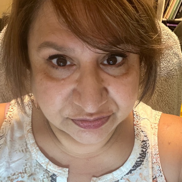 Meet your Posher, Dora - Picture 1 of 1